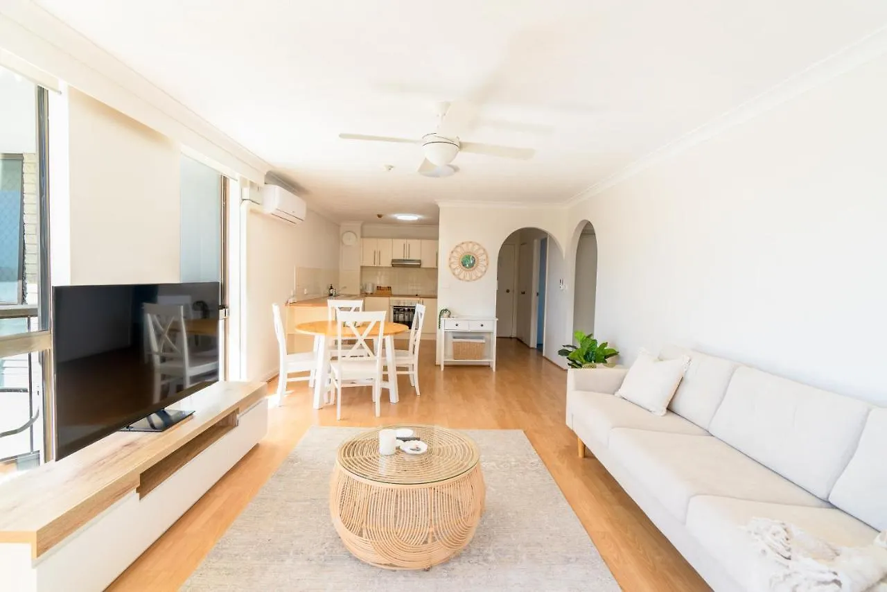 Beach Palms Holiday Apartments Gold Coast